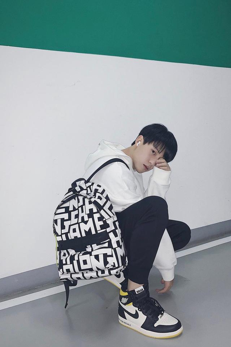 周奇